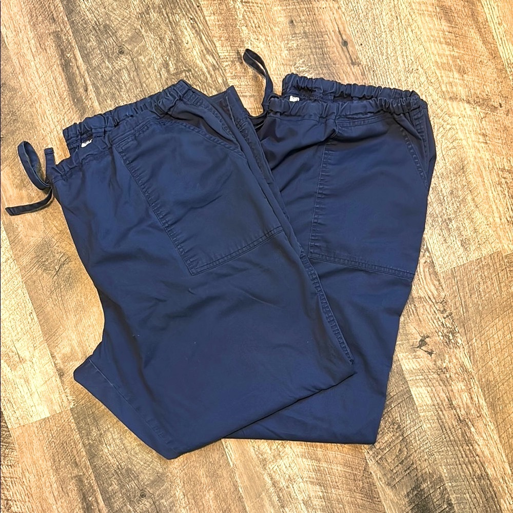 Set Of 2 Cherokee Workwear Navy Plus Scrub Bottoms. Size 2X Petite.